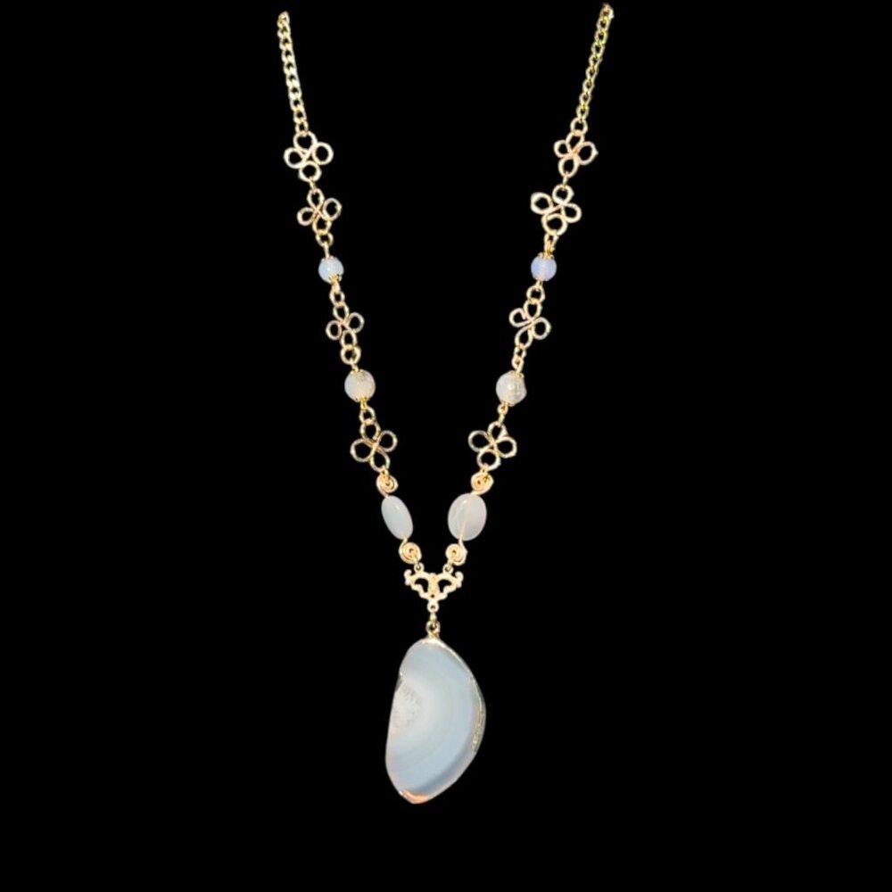 Artisan Hammered Lotus Flower Necklace W/ Agate Pendant Labradorite & Chalcedony - Picture 5 of 17